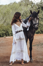 Load image into Gallery viewer, s00-Elisa-White - dress